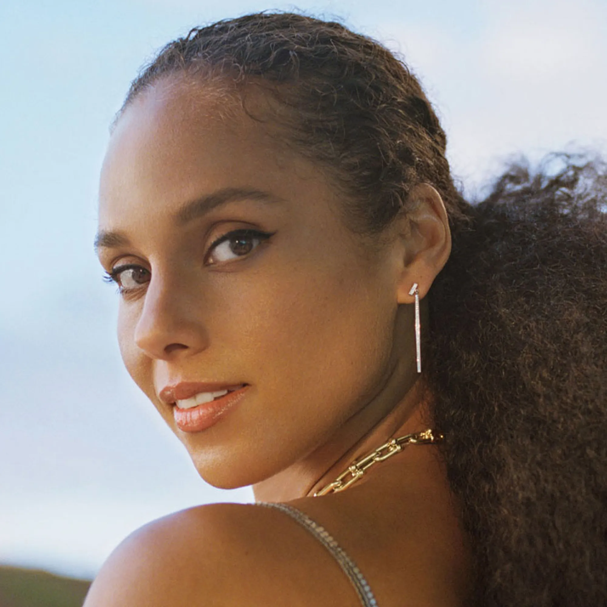 Alicia Keys: Biography, Age, and Music Career - The History